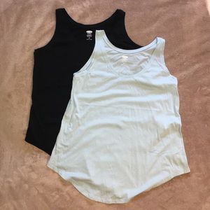 Old Navy Maternity Tank Tops